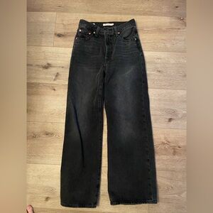 Levis Ribcage Wide Swipe Up Size 26x30